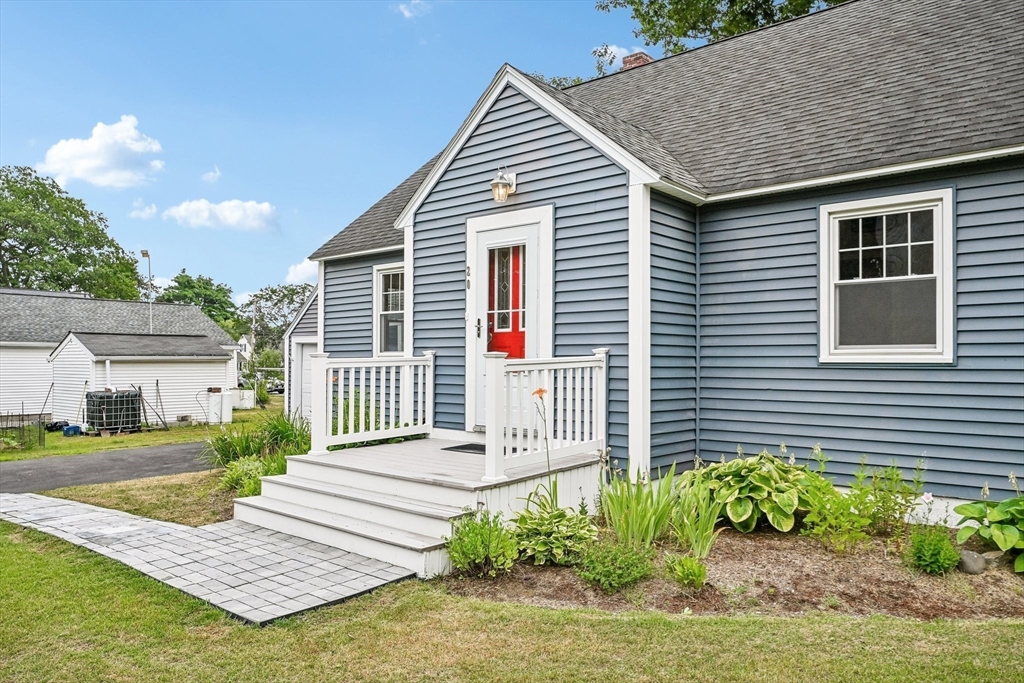 20 Doris Avenue Property Photo 3