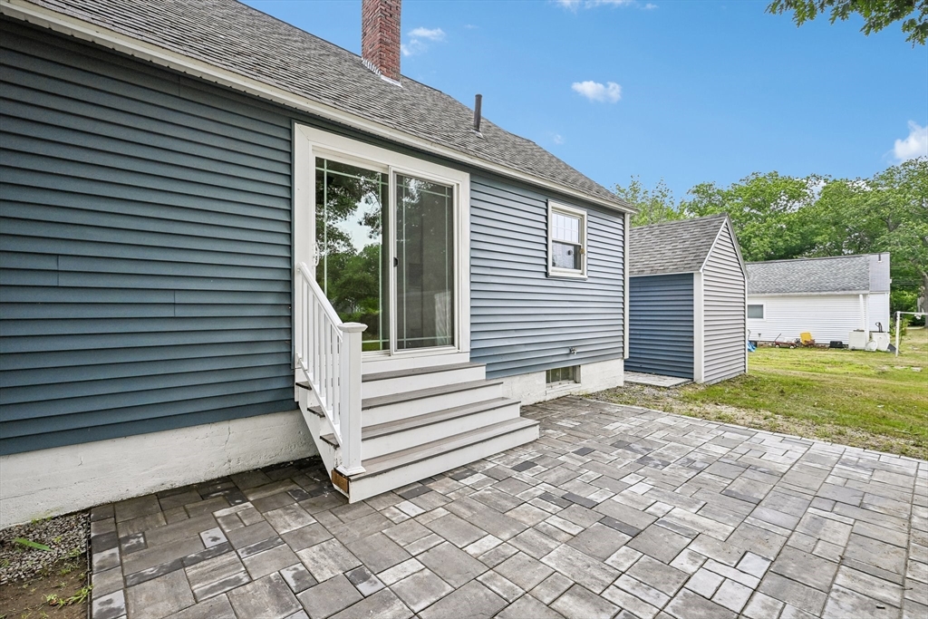 20 Doris Avenue Property Photo 9