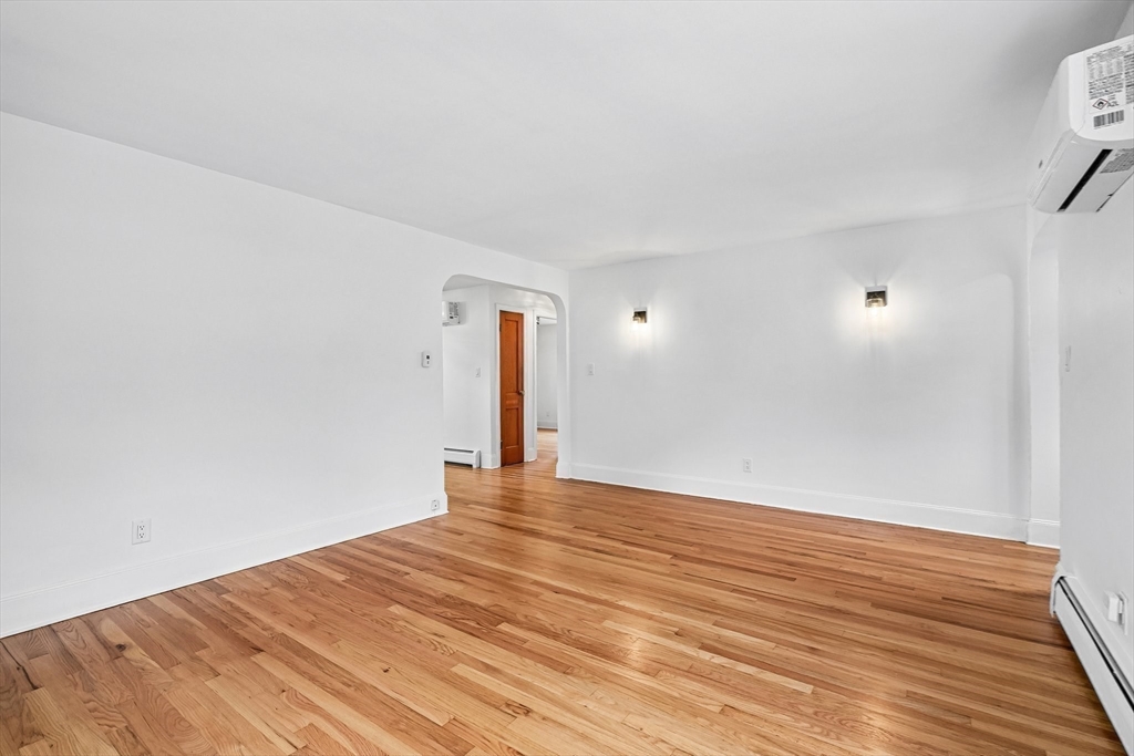 20 Doris Avenue Property Photo 19