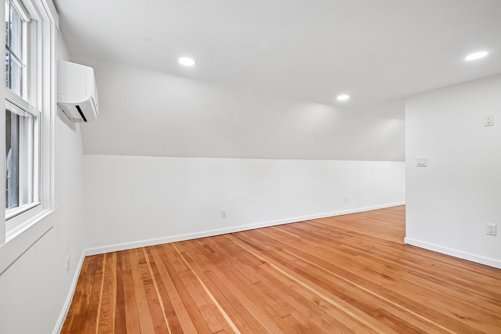 20 Doris Avenue Property Photo 26