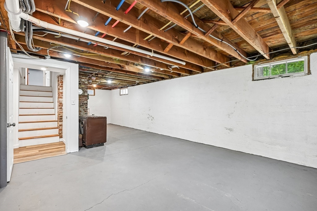 20 Doris Avenue Property Photo 33
