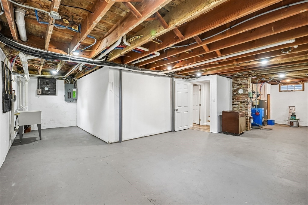20 Doris Avenue Property Photo 35