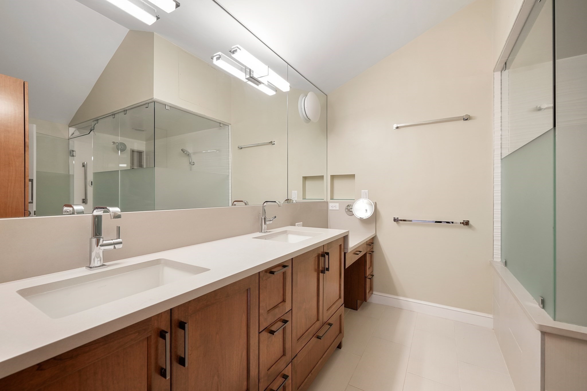 10 Eustis Street # 10 Property Photo 11