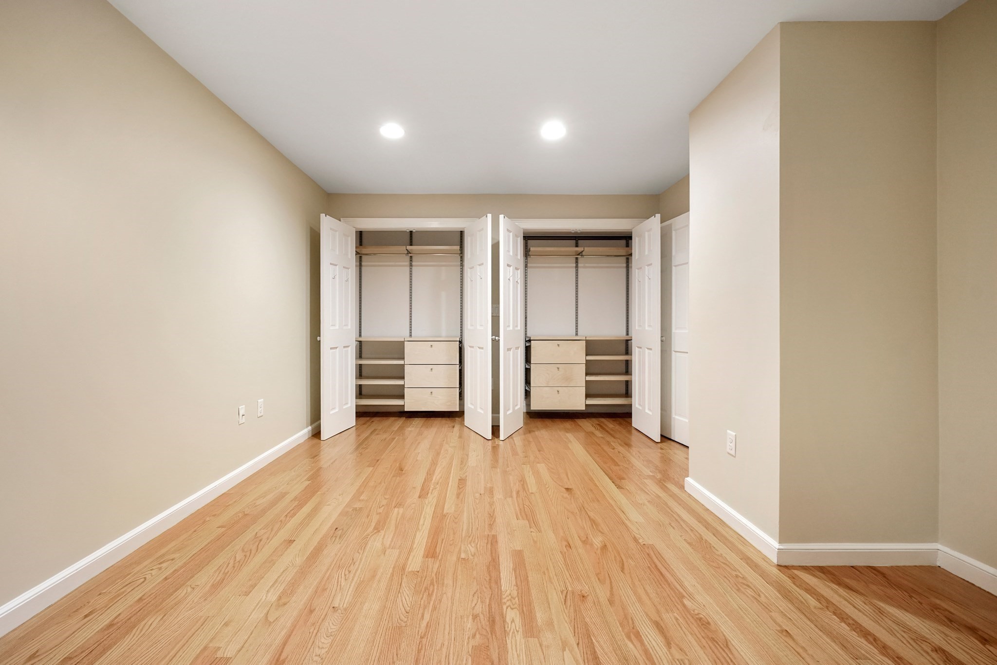 10 Eustis Street # 10 Property Photo 17