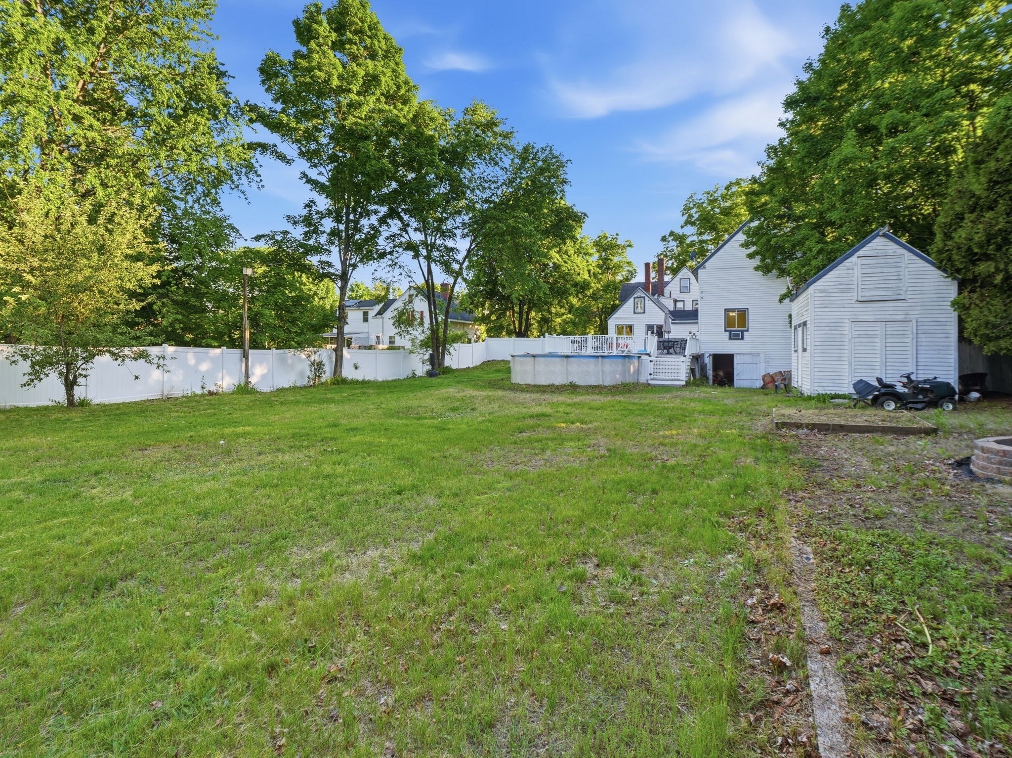 9 Turnpike Rd Property Photo 36