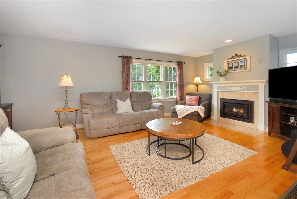 35 Lancaster County Rd # 8a Property Photo 6
