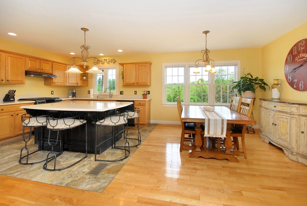 35 Lancaster County Rd # 8a Property Photo 9