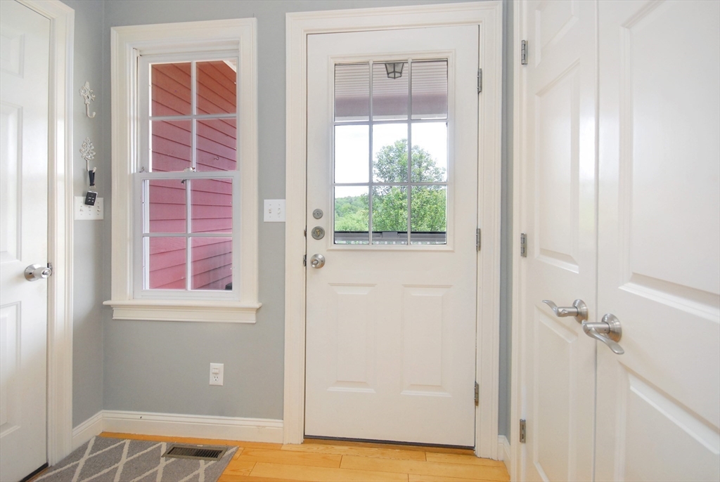 35 Lancaster County Rd # 8a Property Photo 13