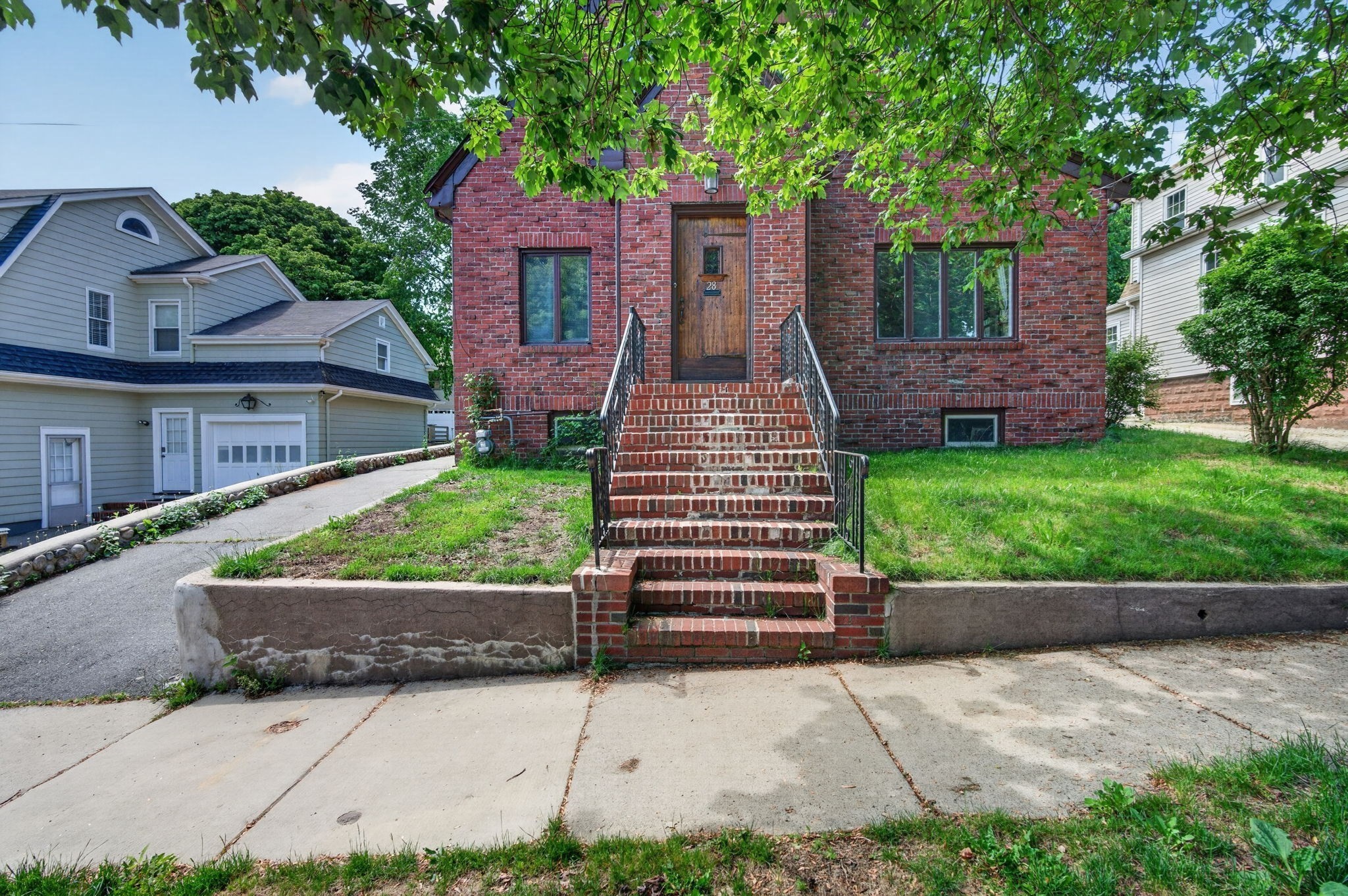 28 Thurlow Ave Property Photo 3
