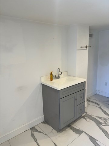 16 Dodge Street Property Photo 5