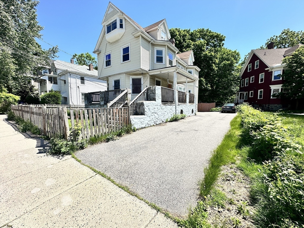 54 Gordon Street Property Photo 2