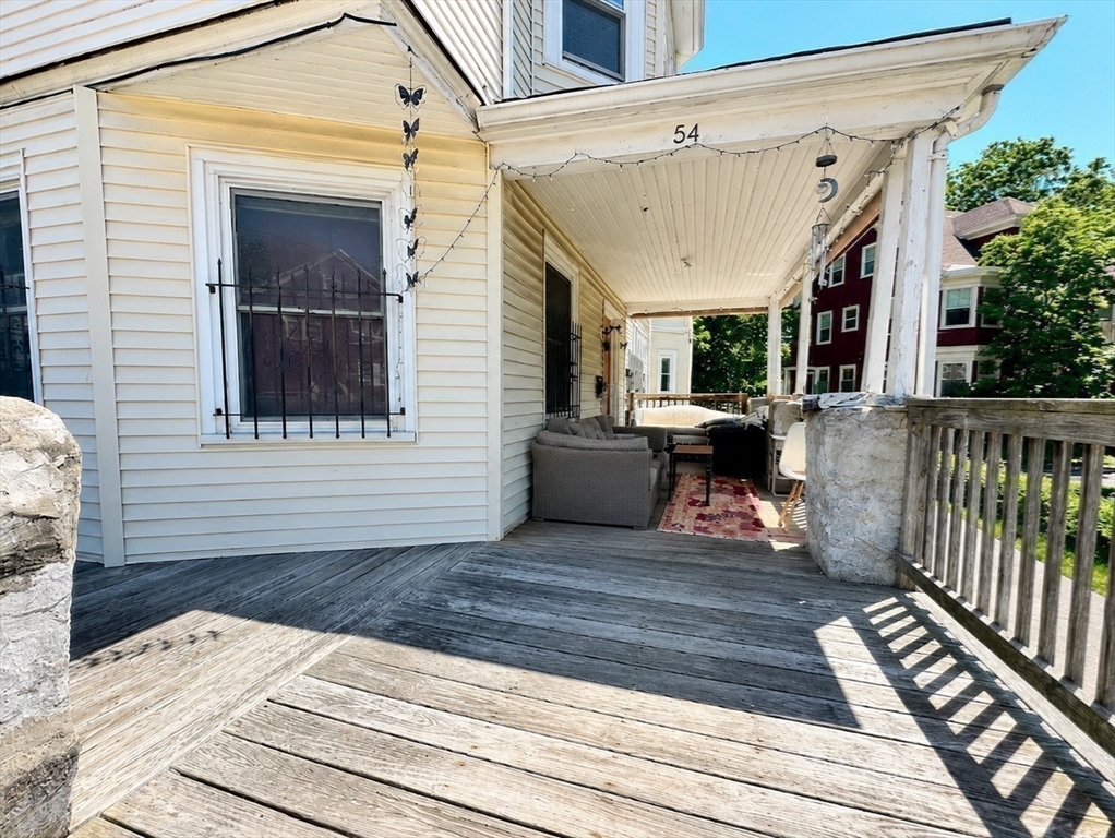54 Gordon Street Property Photo 3