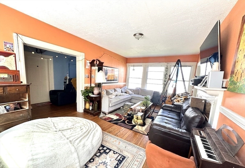 54 Gordon Street Property Photo 4