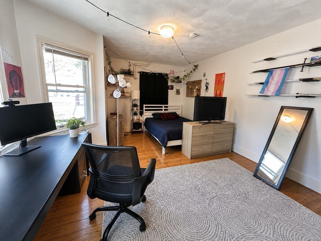 54 Gordon Street Property Photo 10