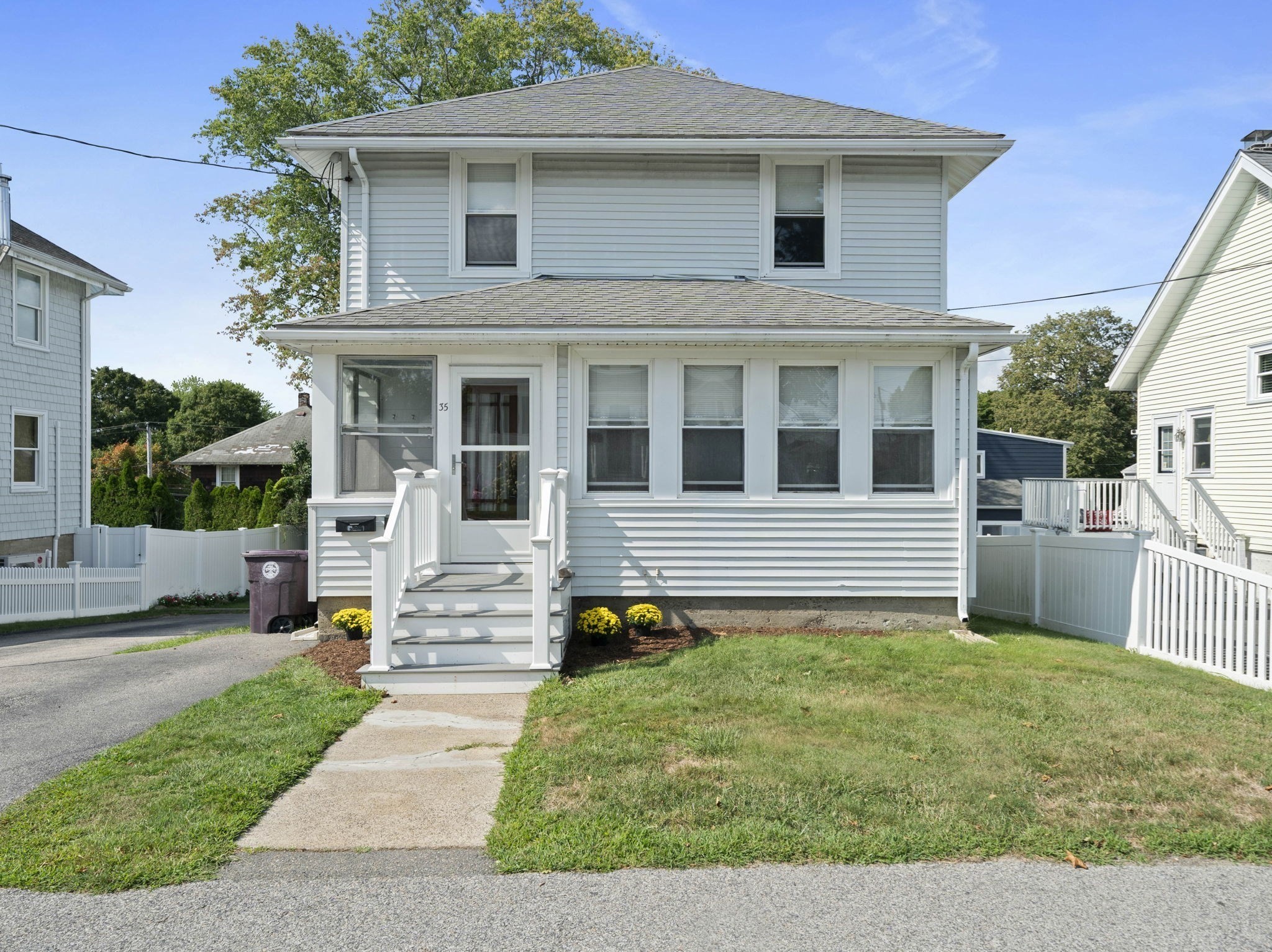 35 Manomet Rd Property Photo 1