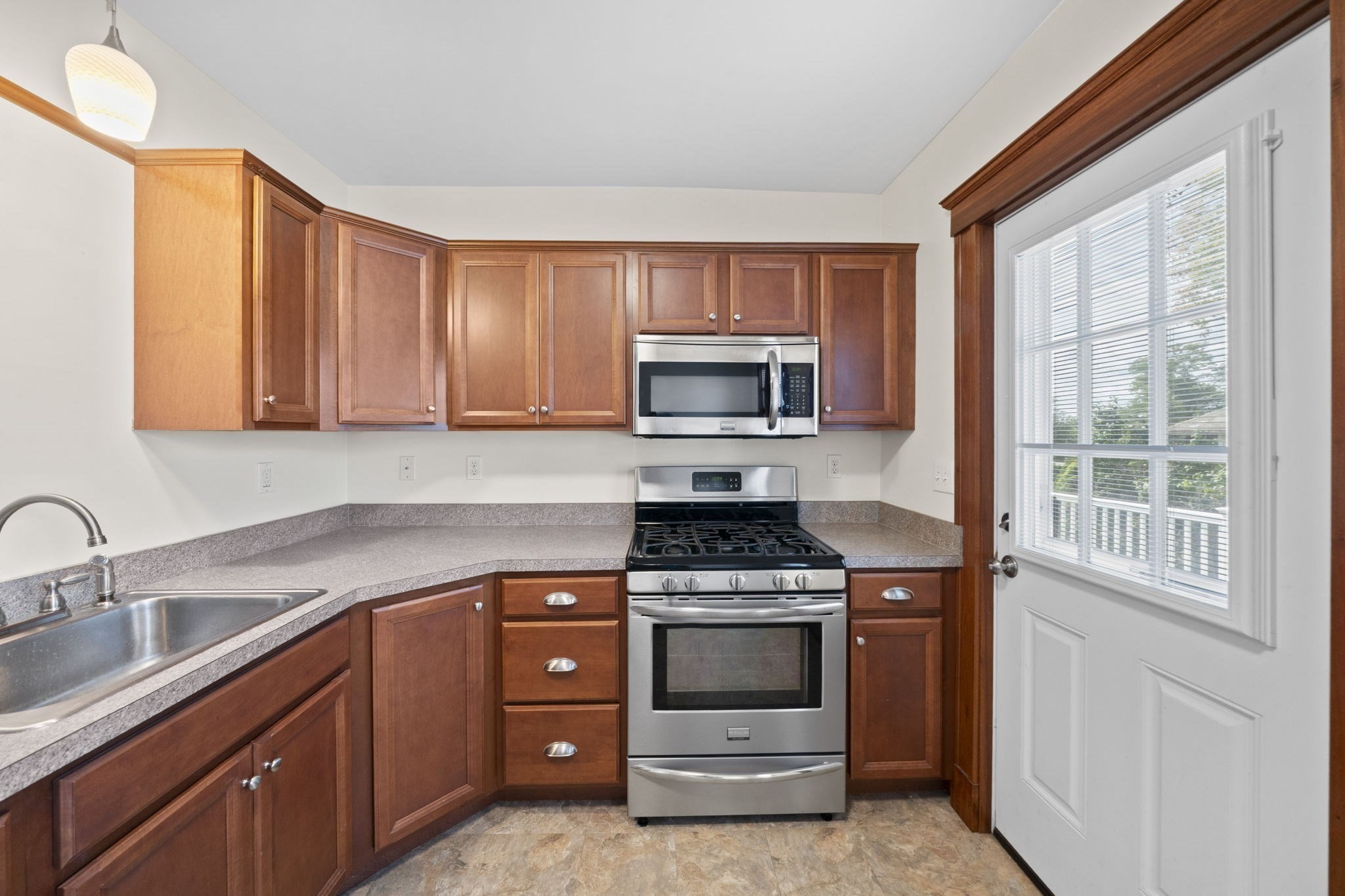 35 Manomet Rd Property Photo 13