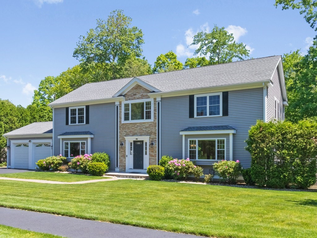 32 Lauricella Lane Property Photo 1