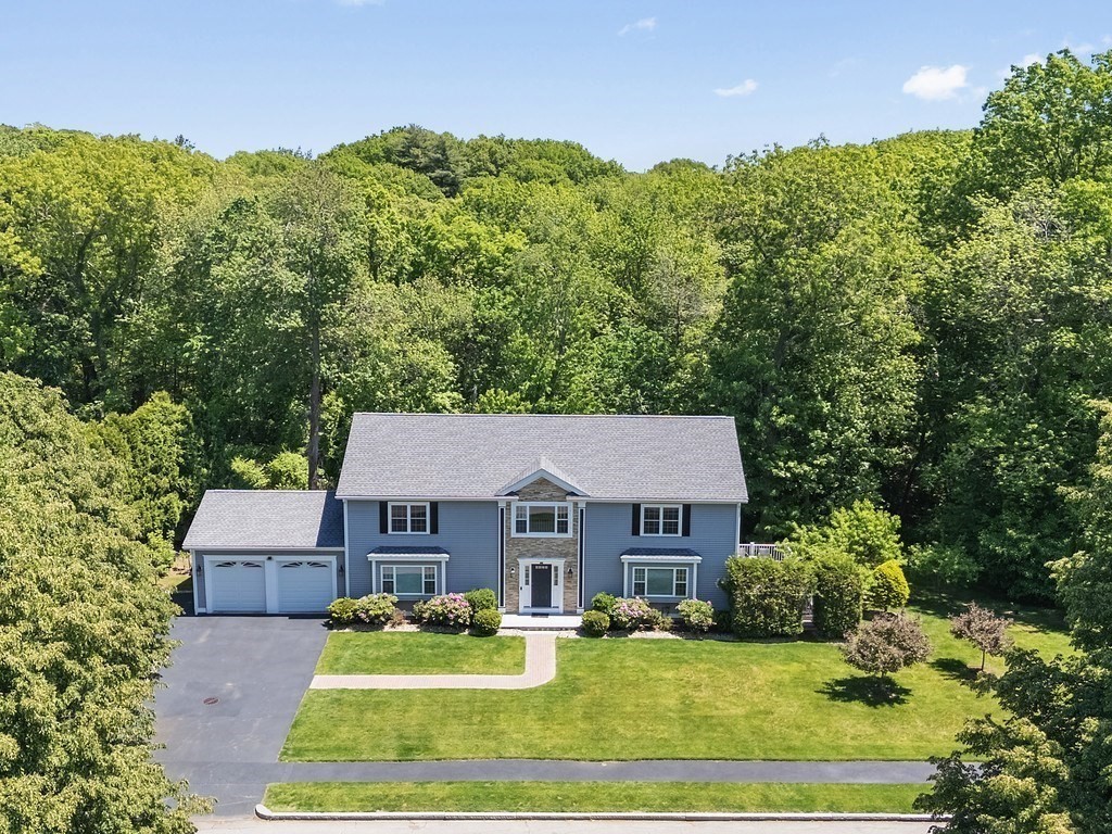 32 Lauricella Lane Property Photo 2