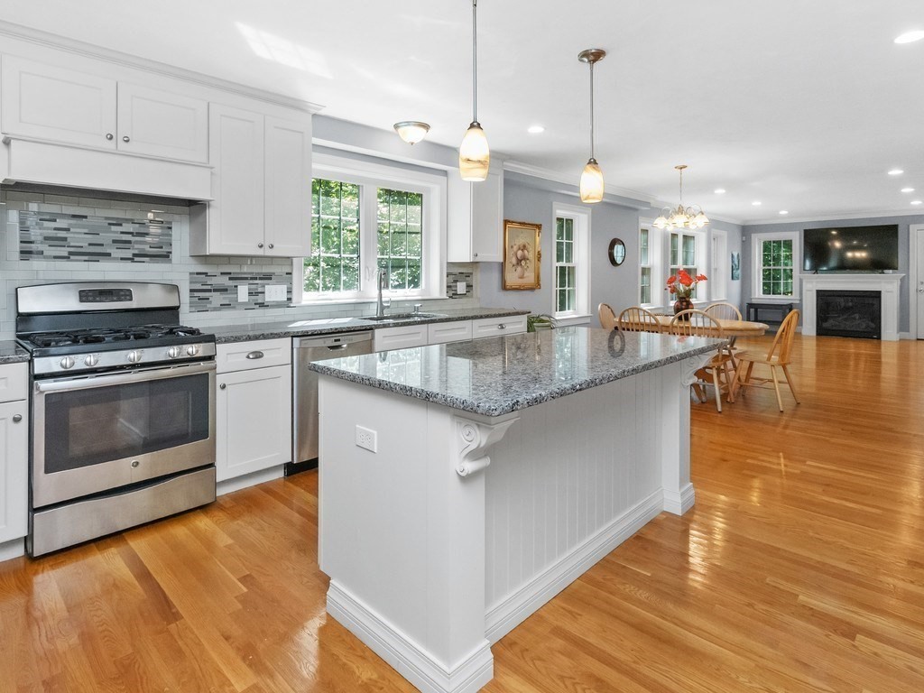 32 Lauricella Lane Property Photo 3
