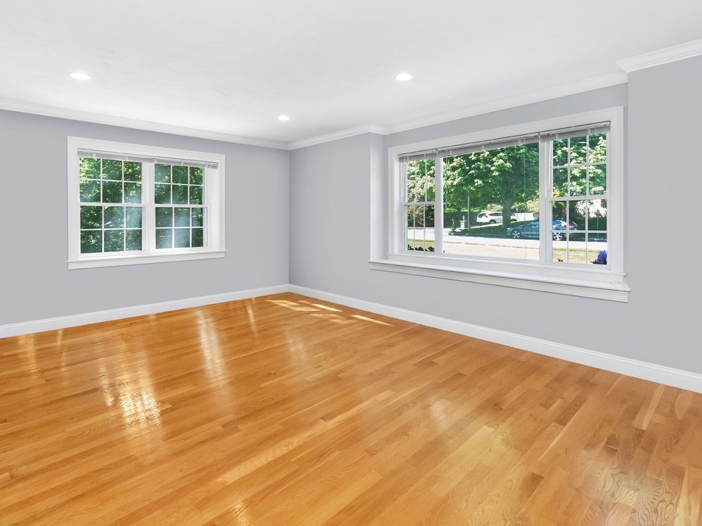 32 Lauricella Lane Property Photo 11