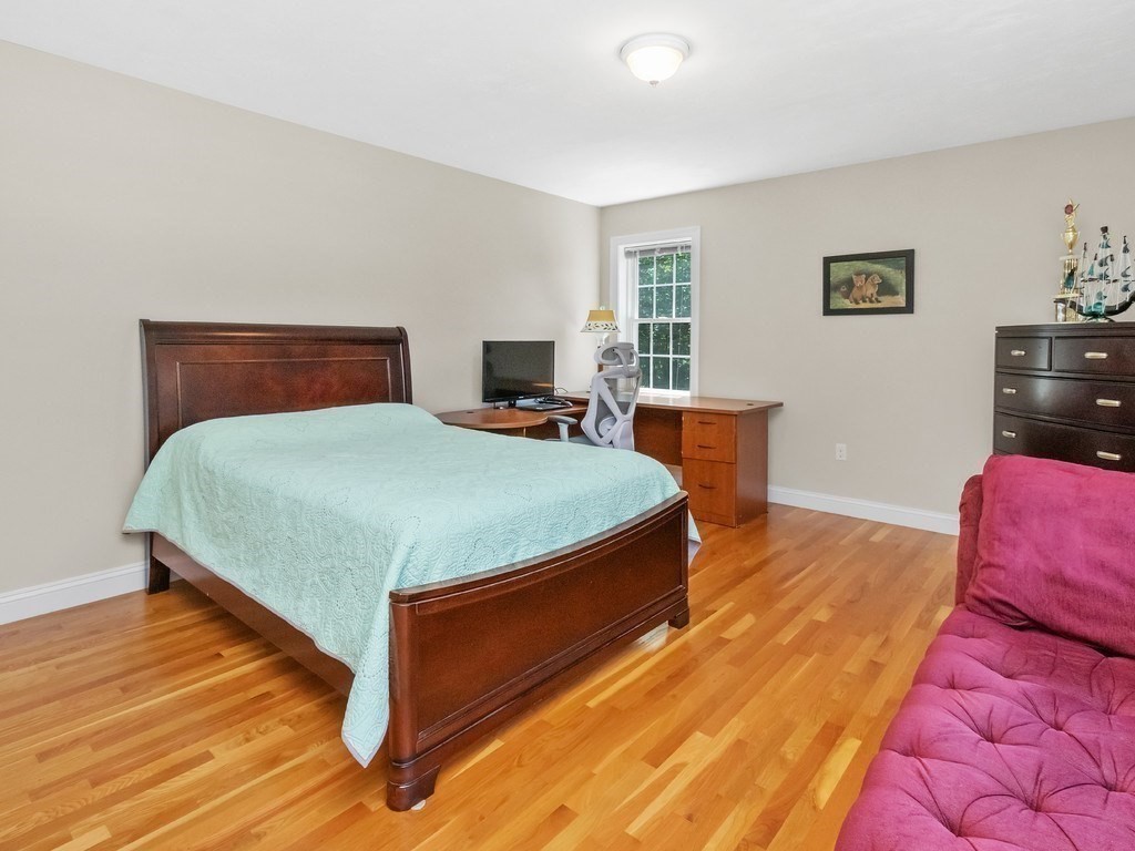 32 Lauricella Lane Property Photo 24
