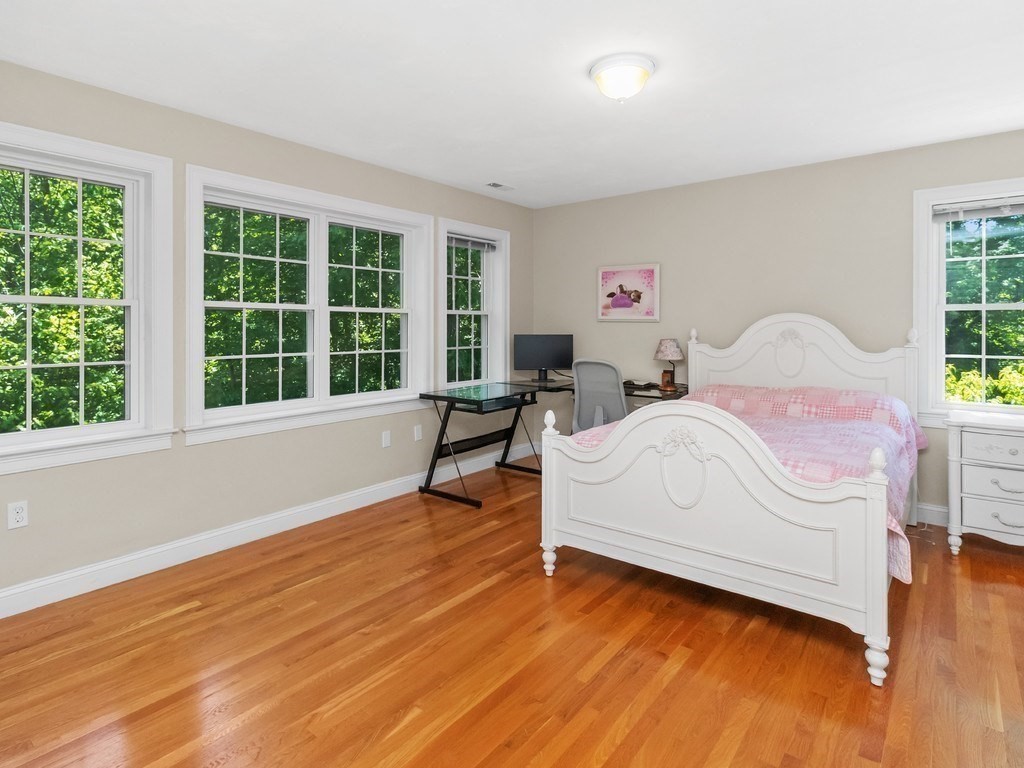 32 Lauricella Lane Property Photo 25
