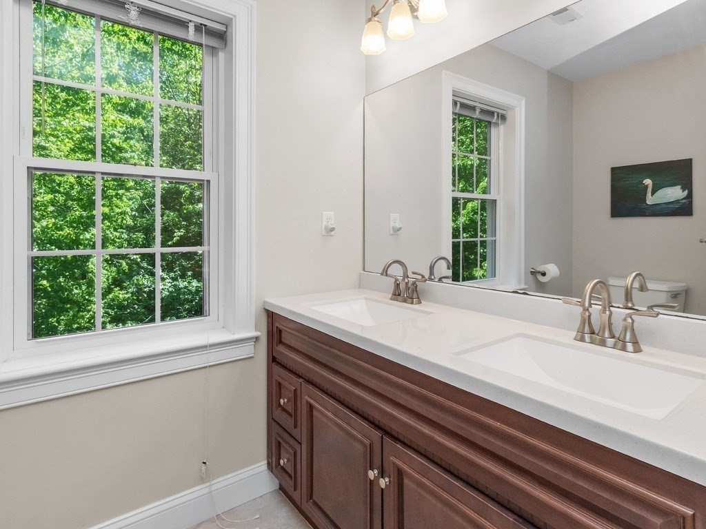 32 Lauricella Lane Property Photo 29