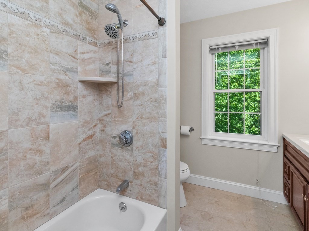 32 Lauricella Lane Property Photo 30