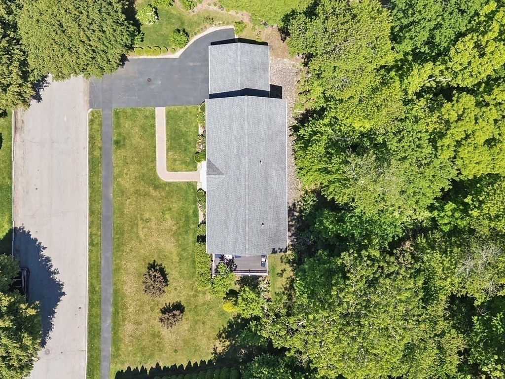 32 Lauricella Lane Property Photo 34