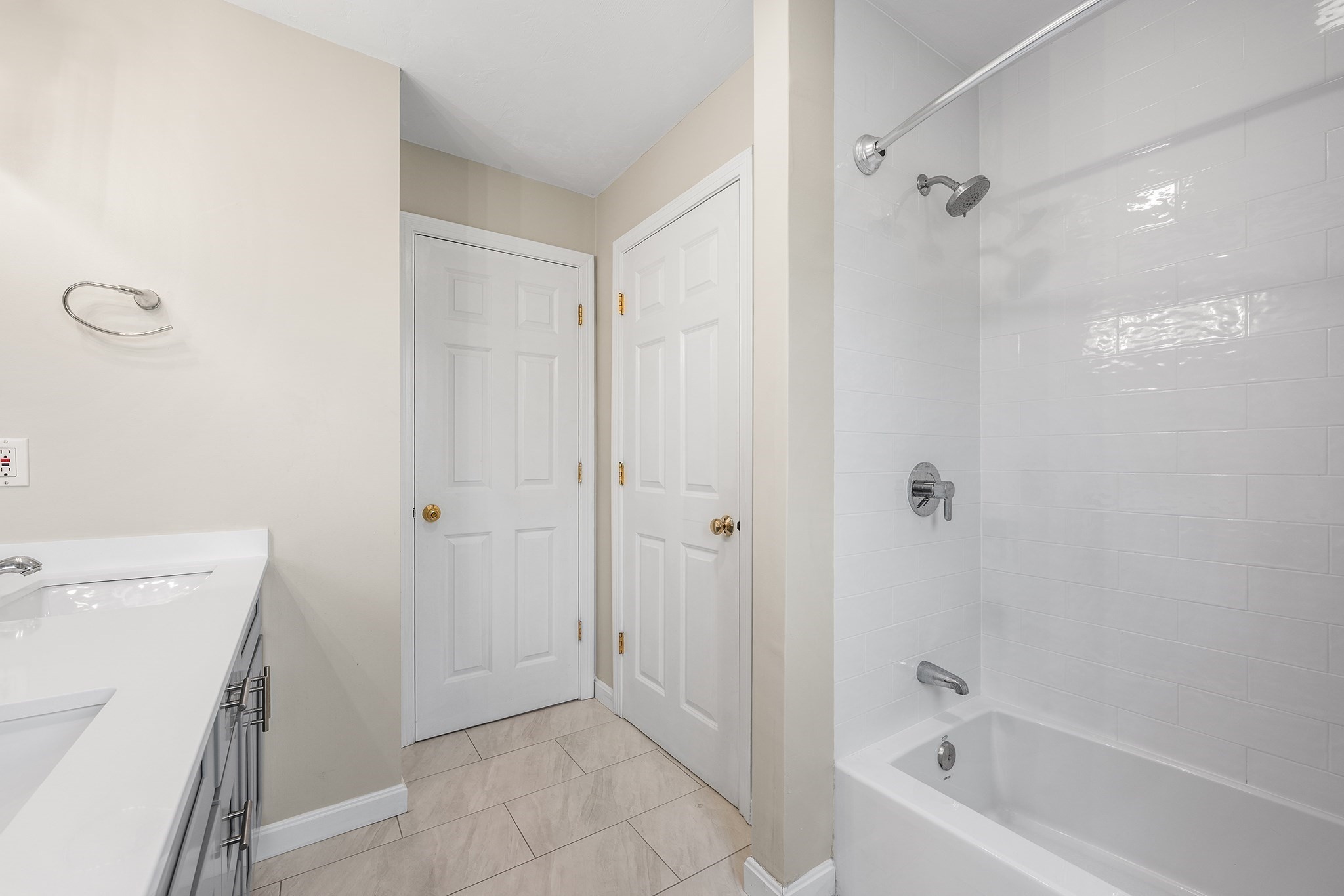 45 Piccadilly Way Property Photo 28