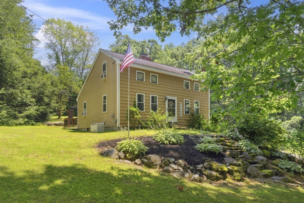 57 Sassawanna Rd Property Photo 1