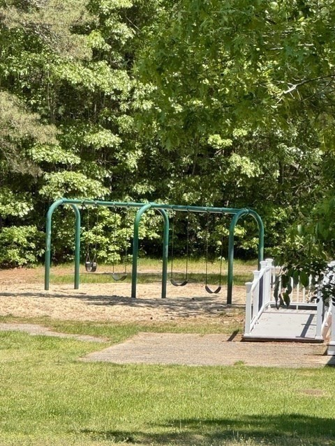 30 Crest Ave Property Photo 10