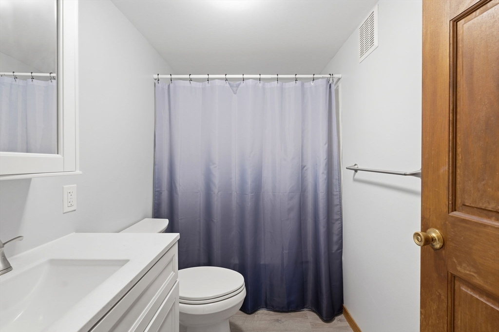 276 Leigh Rd Property Photo 11