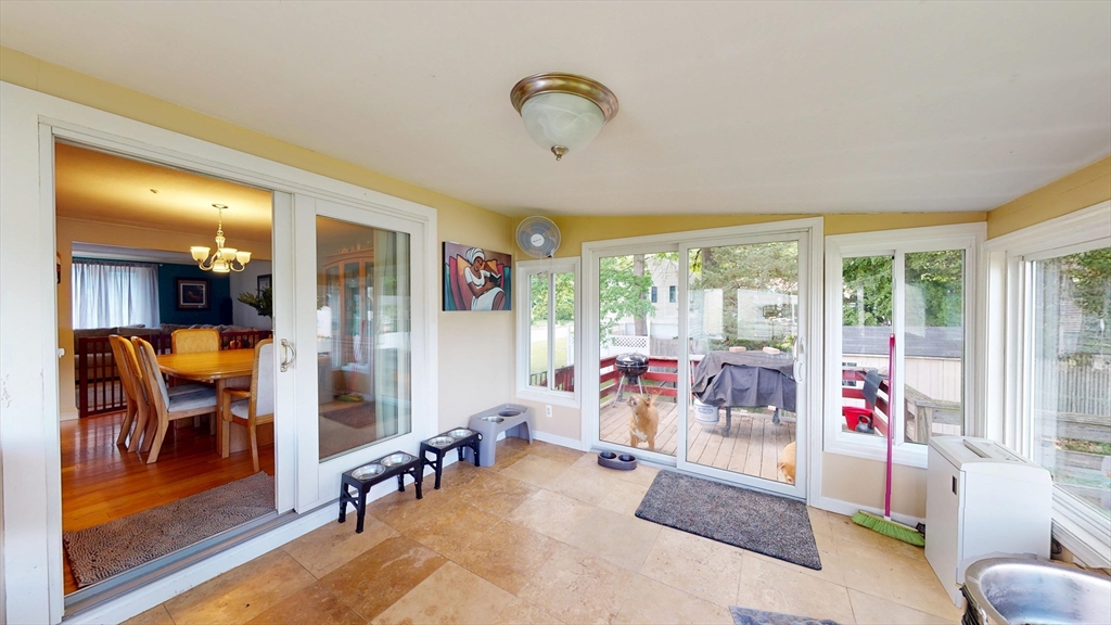 18 Hollis St Property Photo 10