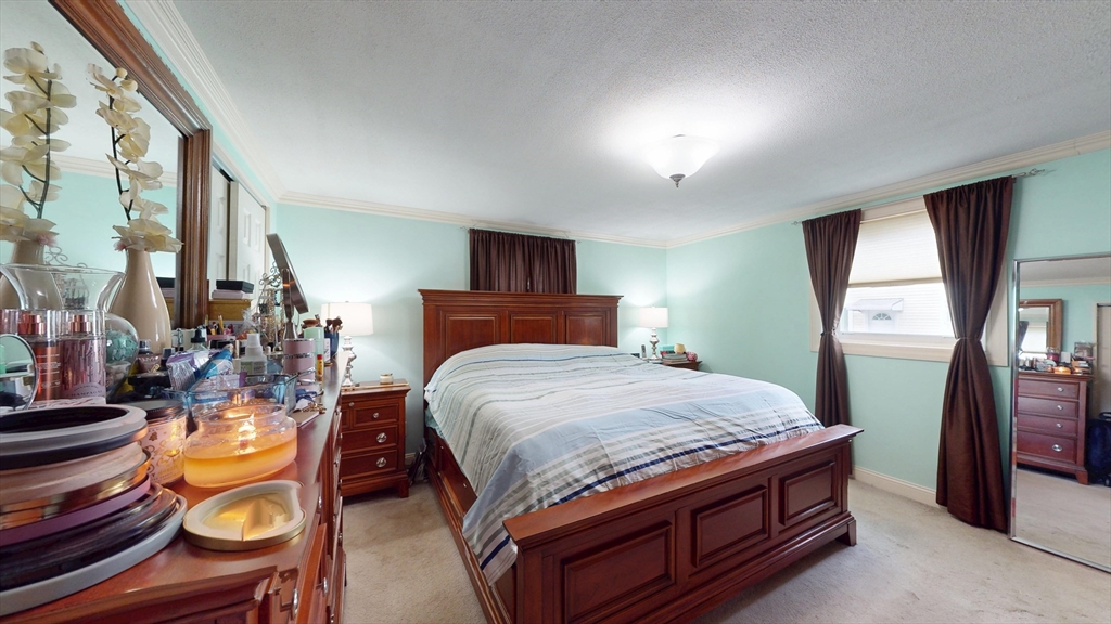 18 Hollis St Property Photo 13