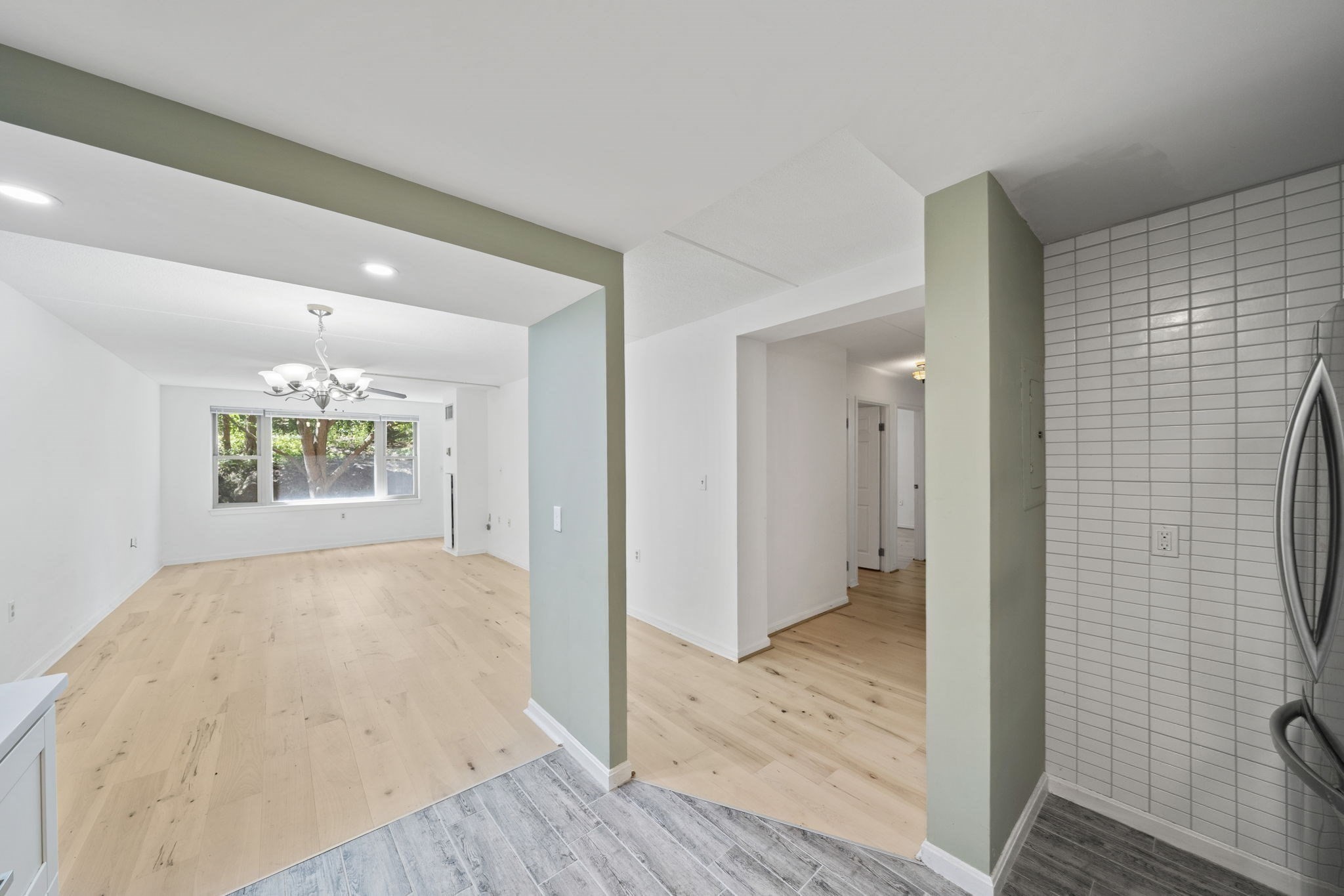 155 George Washington Blvd # 205 Property Photo 5