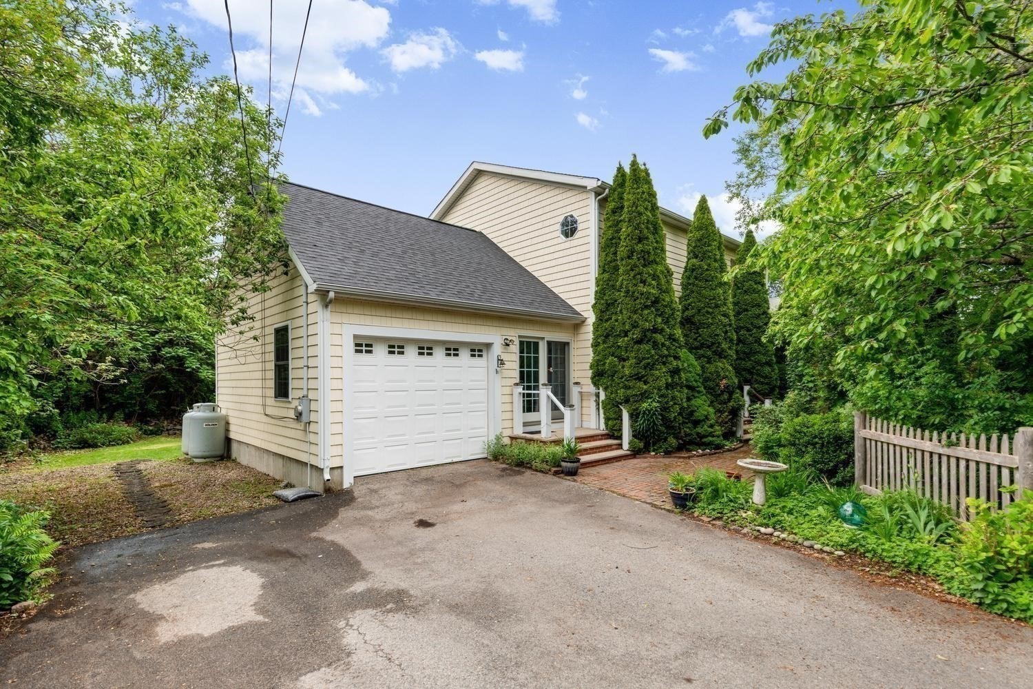 1 C Pigeon Hill Ct # C Property Photo 1