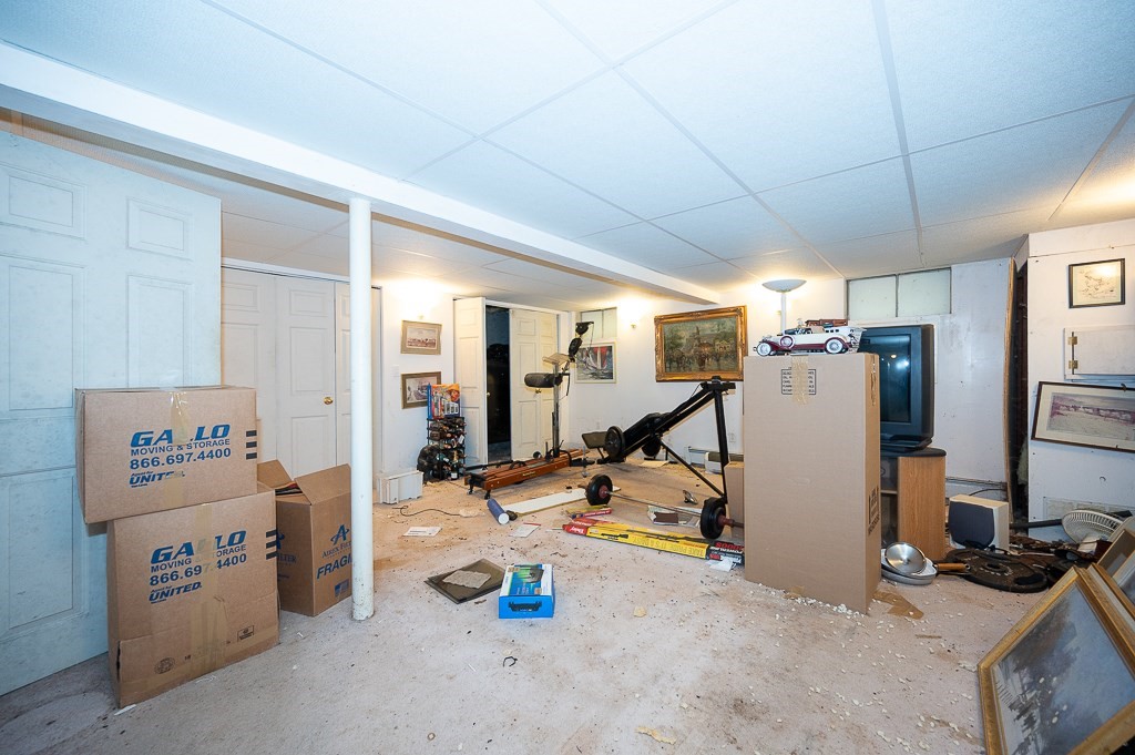 27 Chevy Chase Rd Property Photo 20