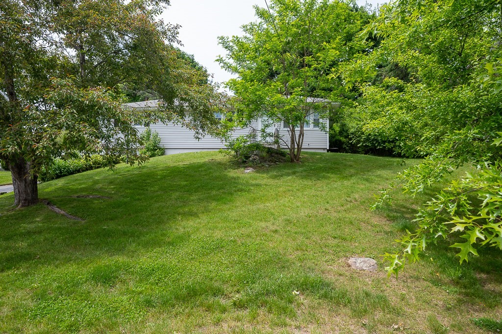 27 Chevy Chase Rd Property Photo 27