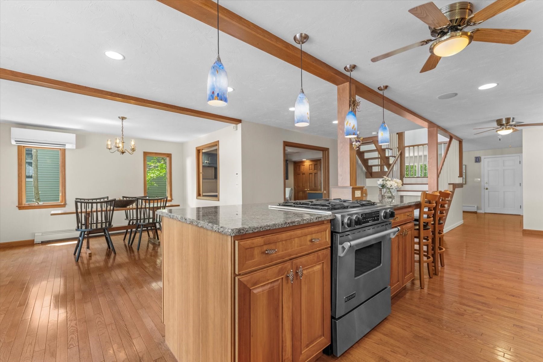 91 Lake Shore Drive Property Photo 10