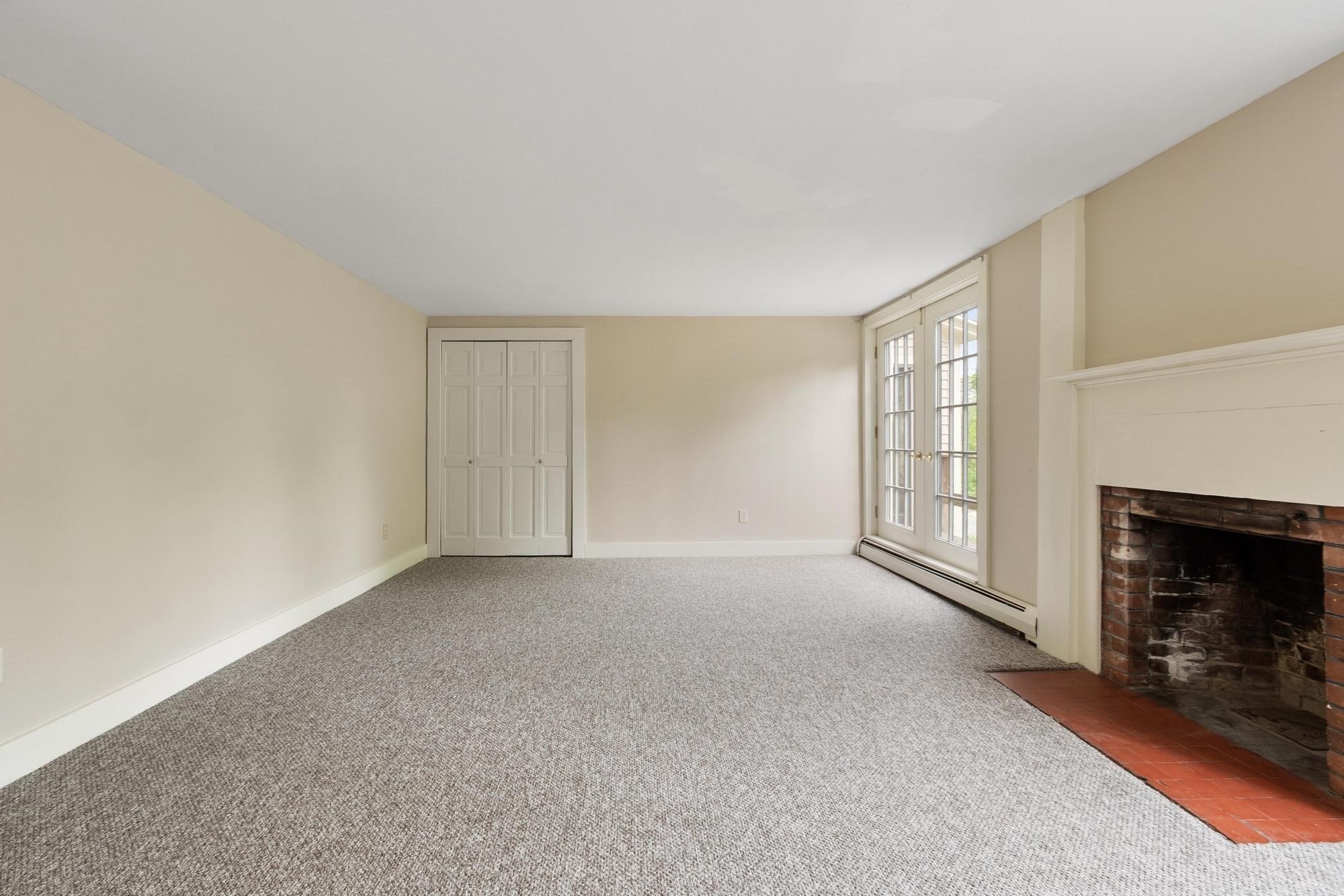 1 South Main St Property Photo 17