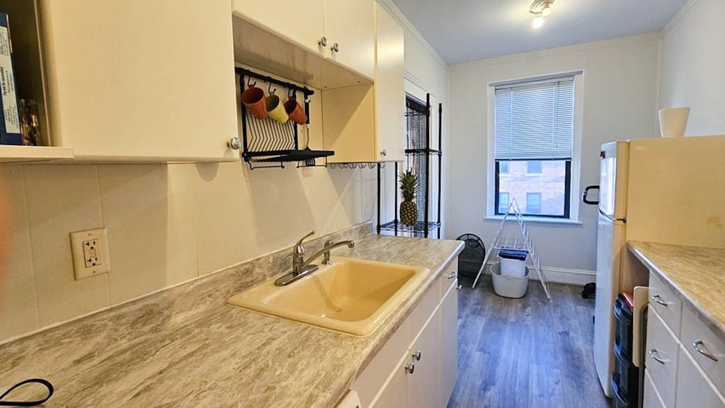 66 Queensberry # 420 Property Photo 9