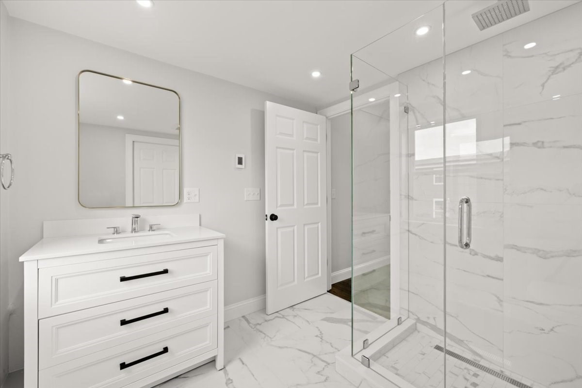 153 Edgewater Drive Property Photo 21