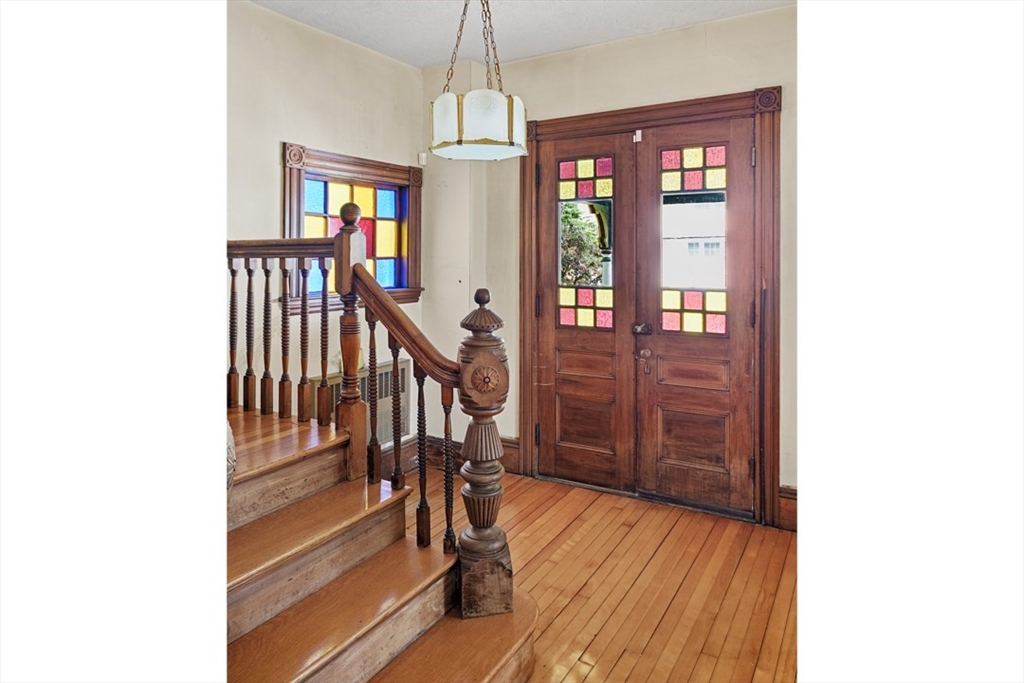 20 Riverview Ave Property Photo 8