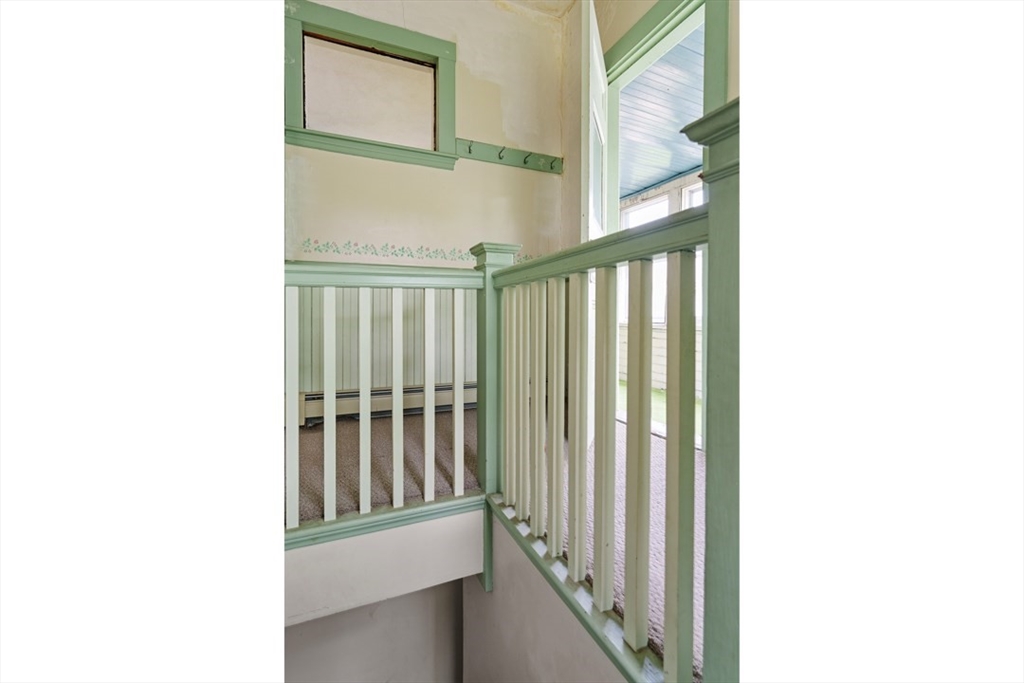 20 Riverview Ave Property Photo 25