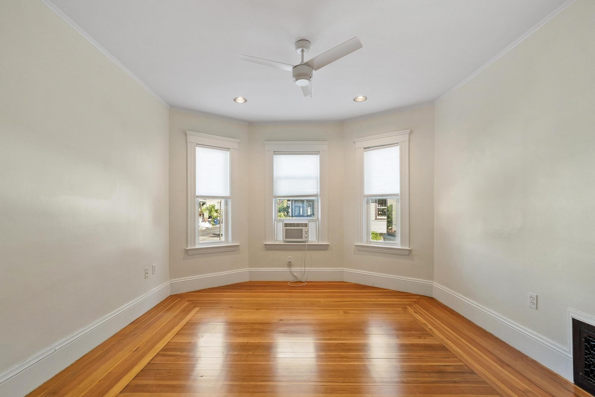 20 George St # 1 Property Photo 5