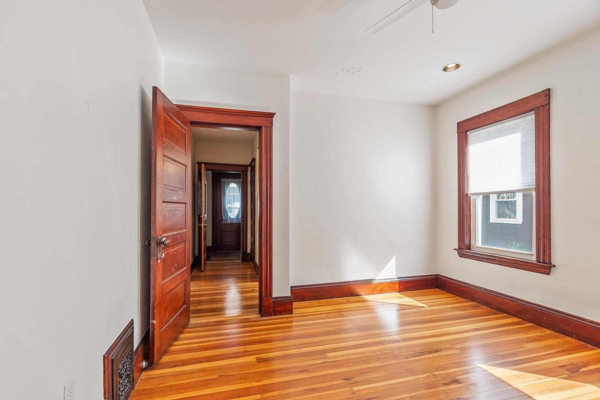 20 George St # 1 Property Photo 18