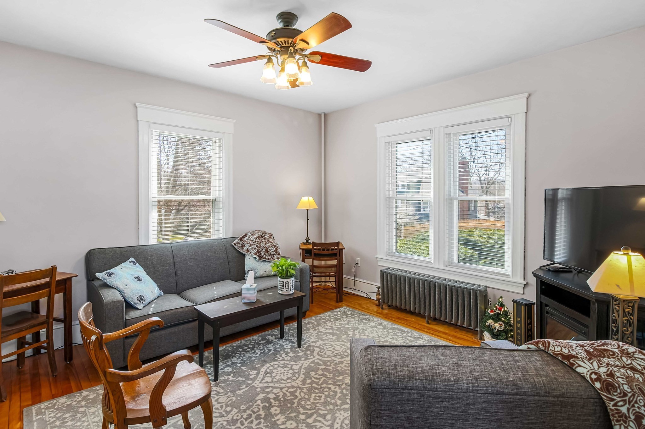 1 Ashmore Road Property Photo 17