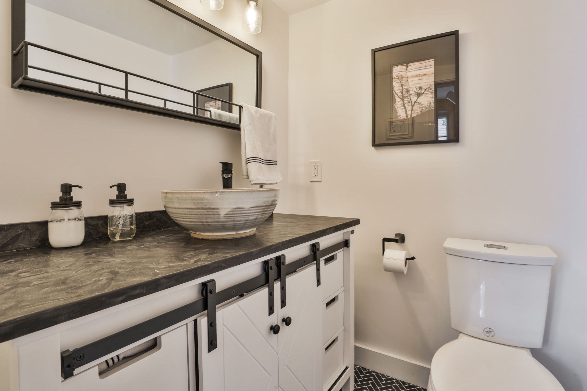 15 Elm Street Property Photo 15