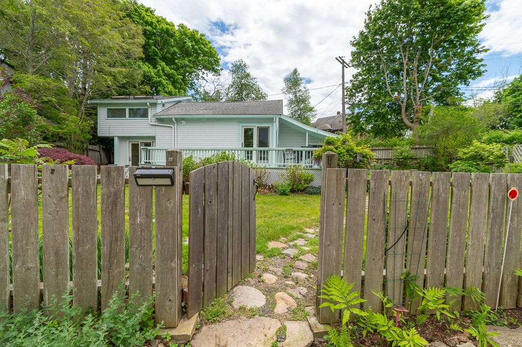 7 Lighthouse Way Property Photo 1